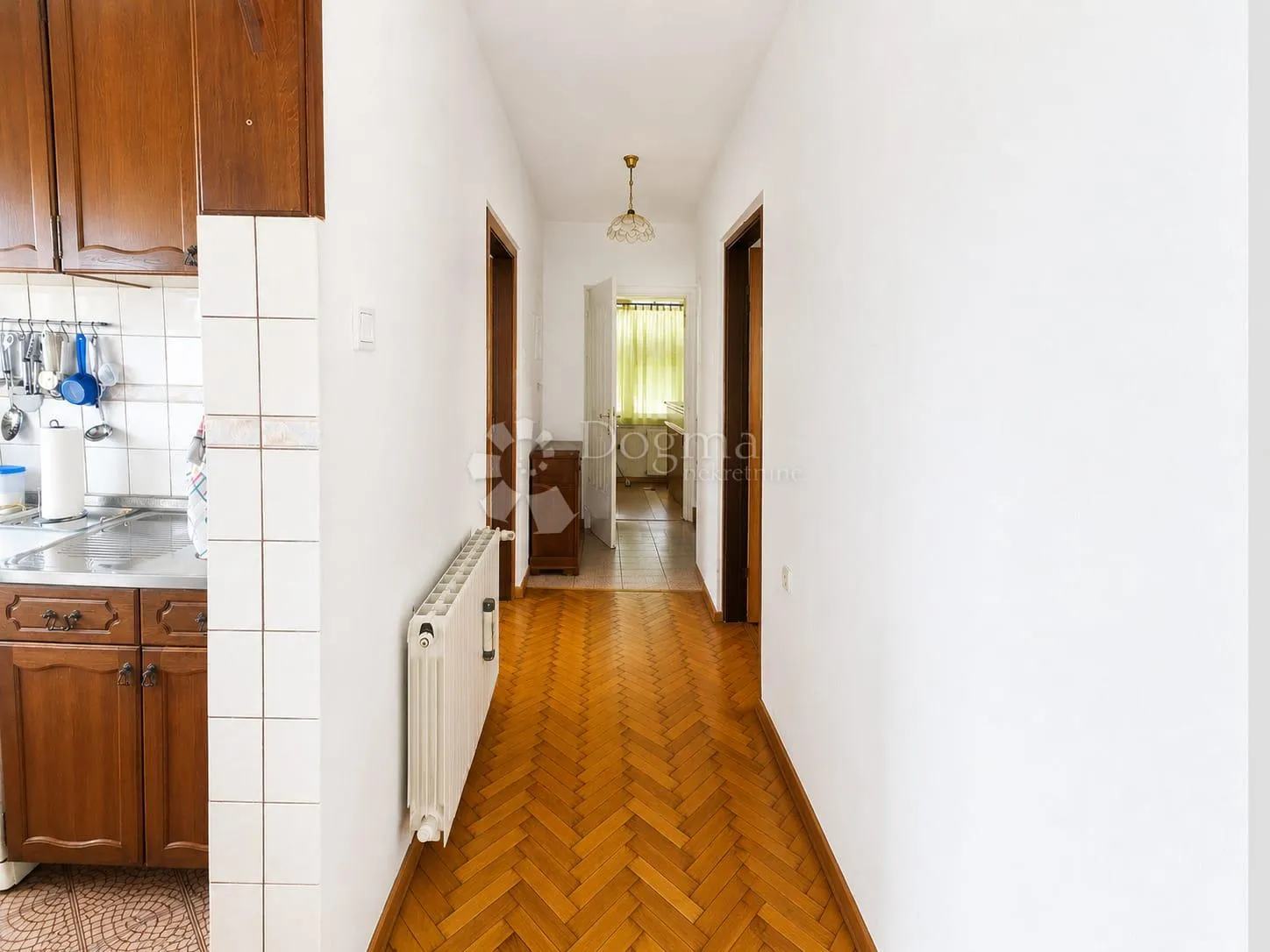 kuća na top lokaciji, mogućnost kupnje na kredit - slika 10