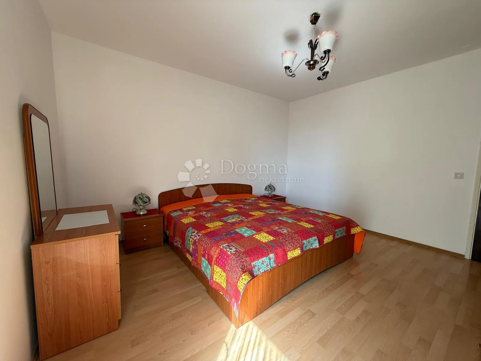 pula – vidikovac |renoviran stan 66,24 m²|9. kat|lift - slika 17