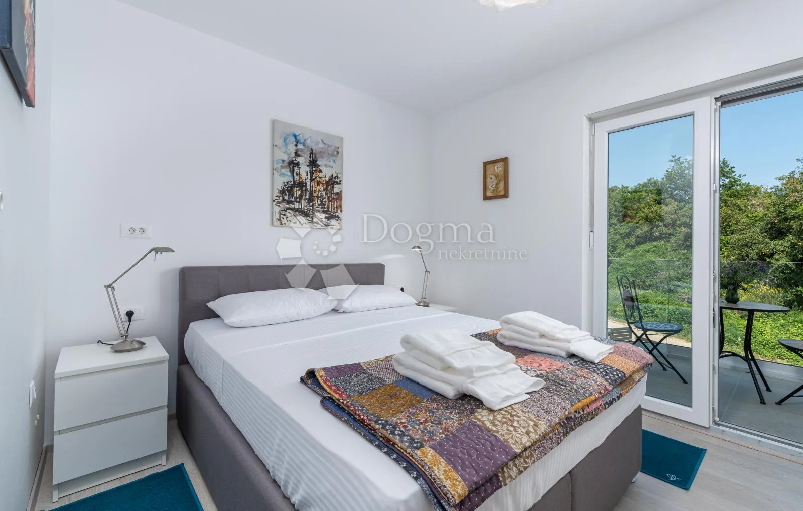 villa s bazenom+građevinsko pogled more - slika 23