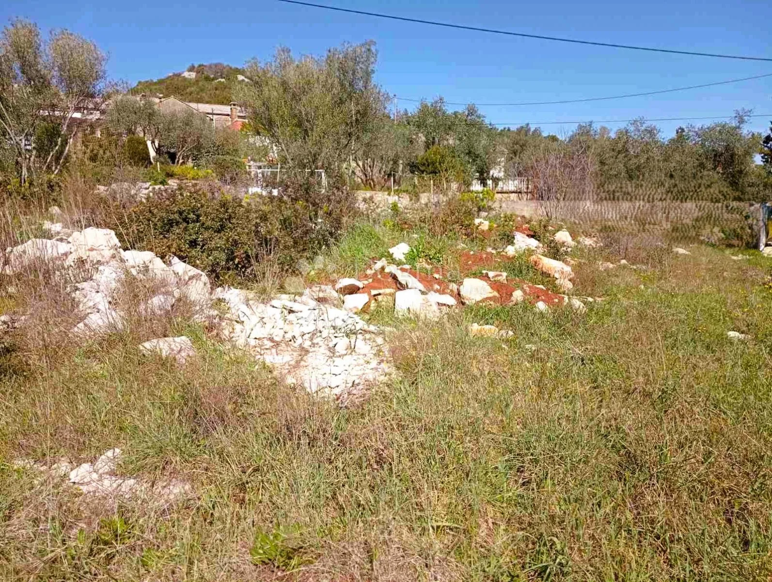 zemljište s projektom i pravomoćnom građevinskom dozvolom - slika 4