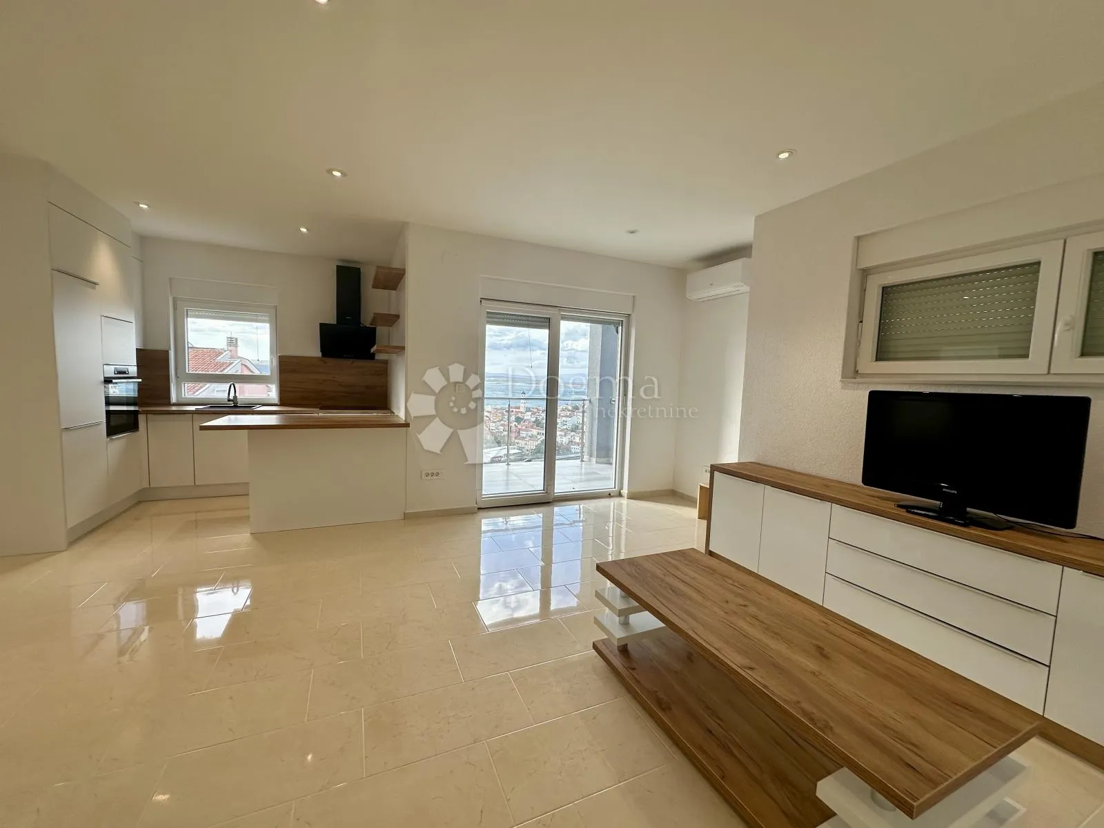 apartman crikvenica 80m2 sa pogledom na more - slika 3