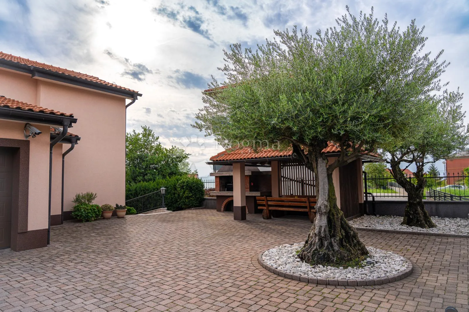 impozantna villa na trsatu - slika 4