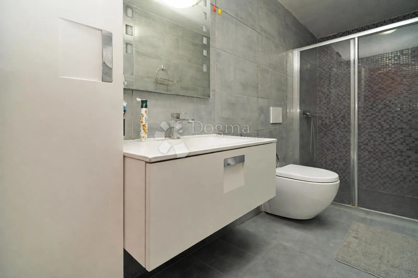 stan centar poreč 120 m² - slika 4