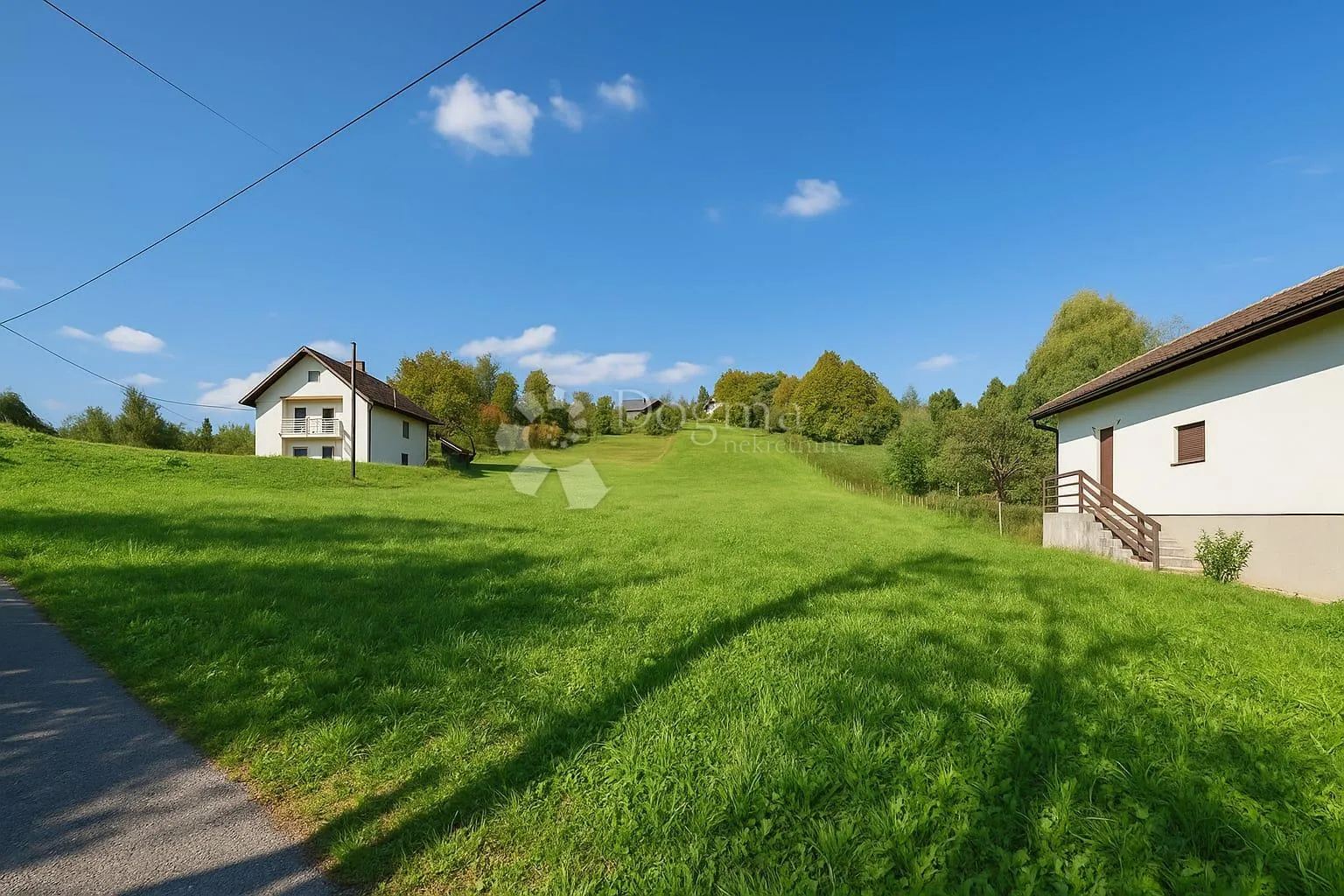 građevinsko zemljište 2.215 m² – pogled i lokacija - slika 2