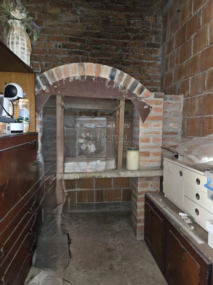 antunovac – kuća s garažom, vrtom i projektom - slika 8