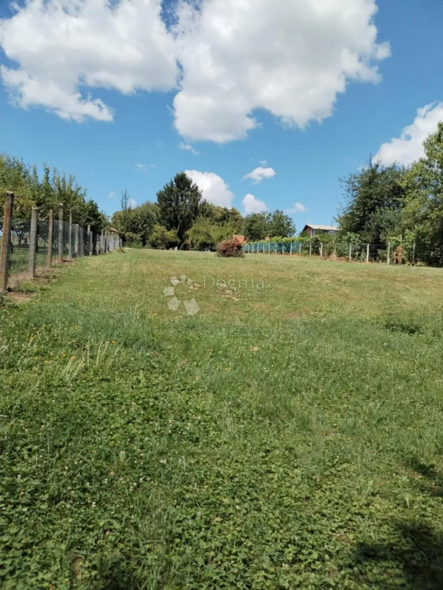 građevinsko zemljište s pogledom–vinica-koprivnica - slika 2
