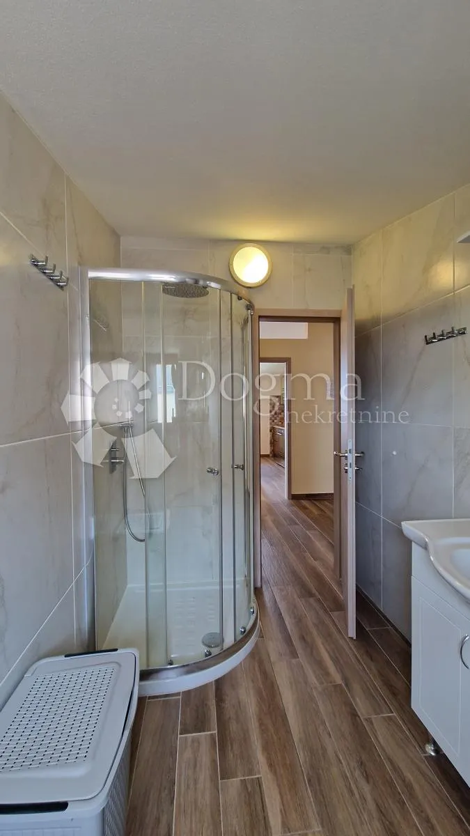 nova kuća u medulinu s 4 apartmana - 170m od mora - slika 48