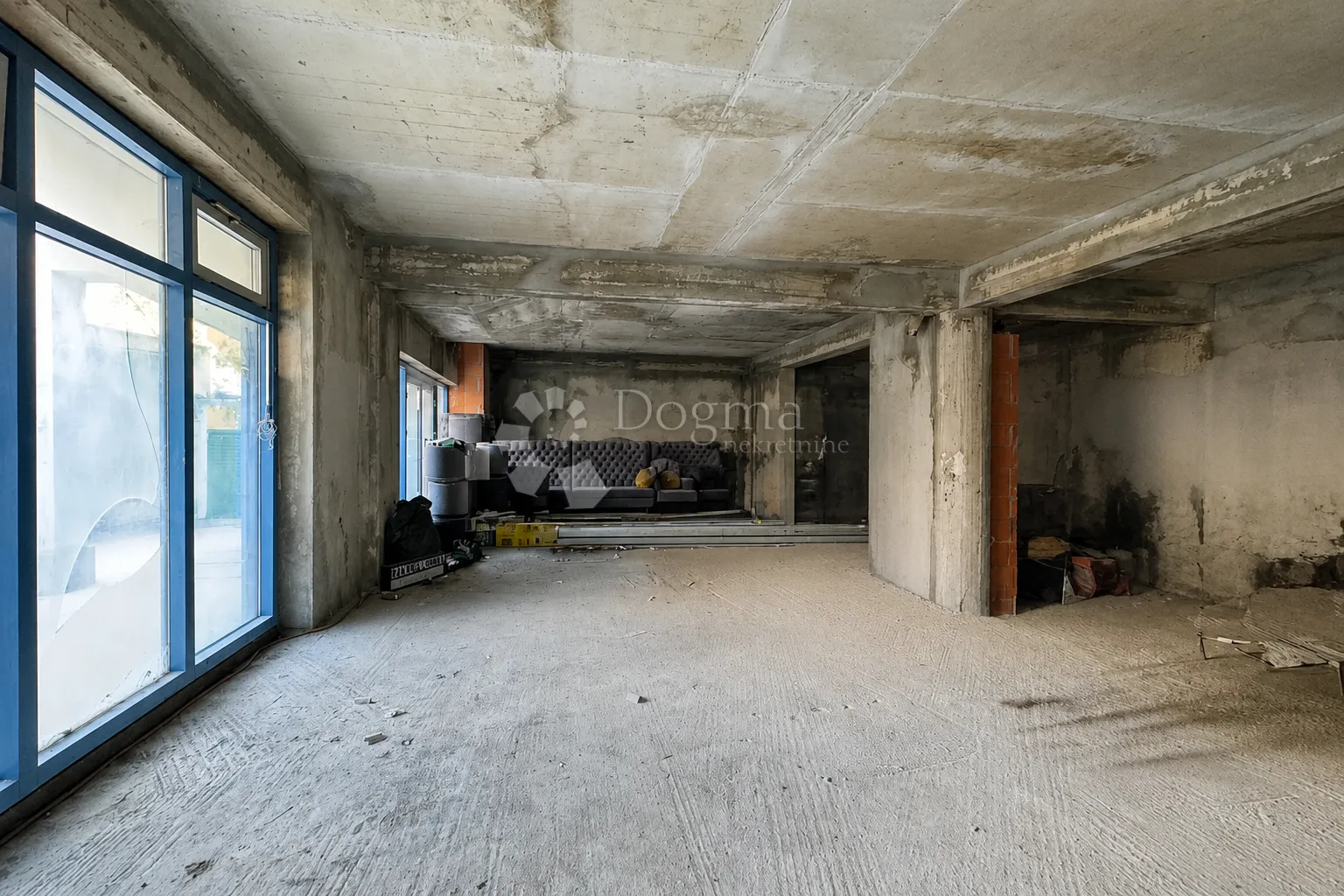 atraktivni poslovni prostor na baldekinu,šibenik - slika 2