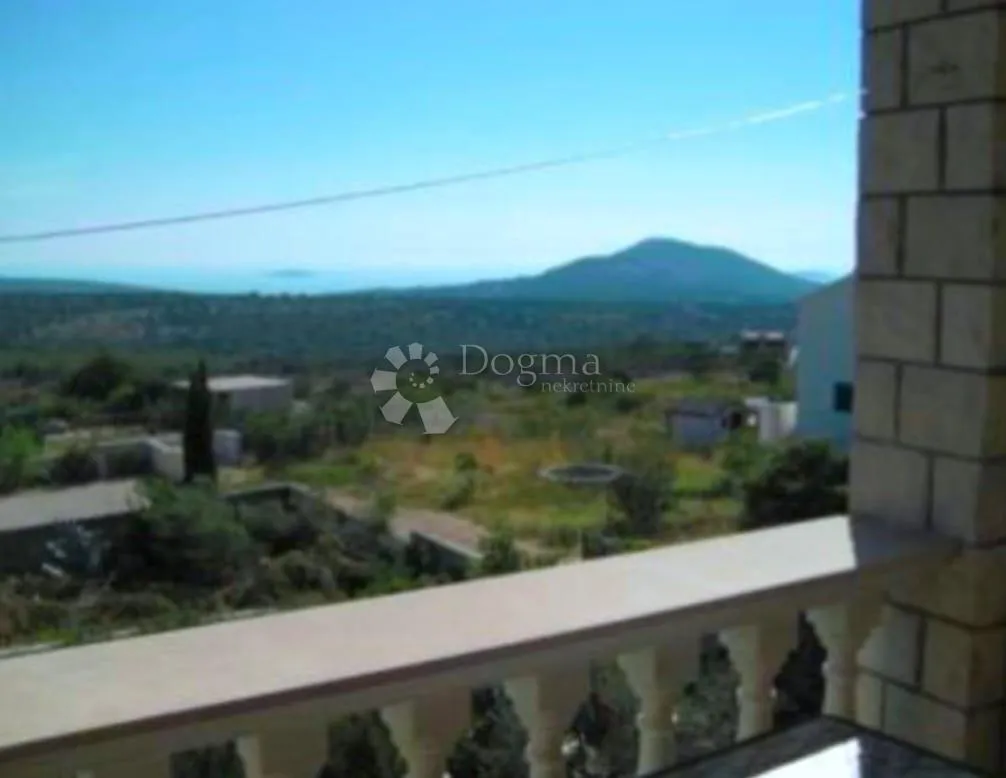 primošten - lijepo namješten stan s pogledom na more - slika 10