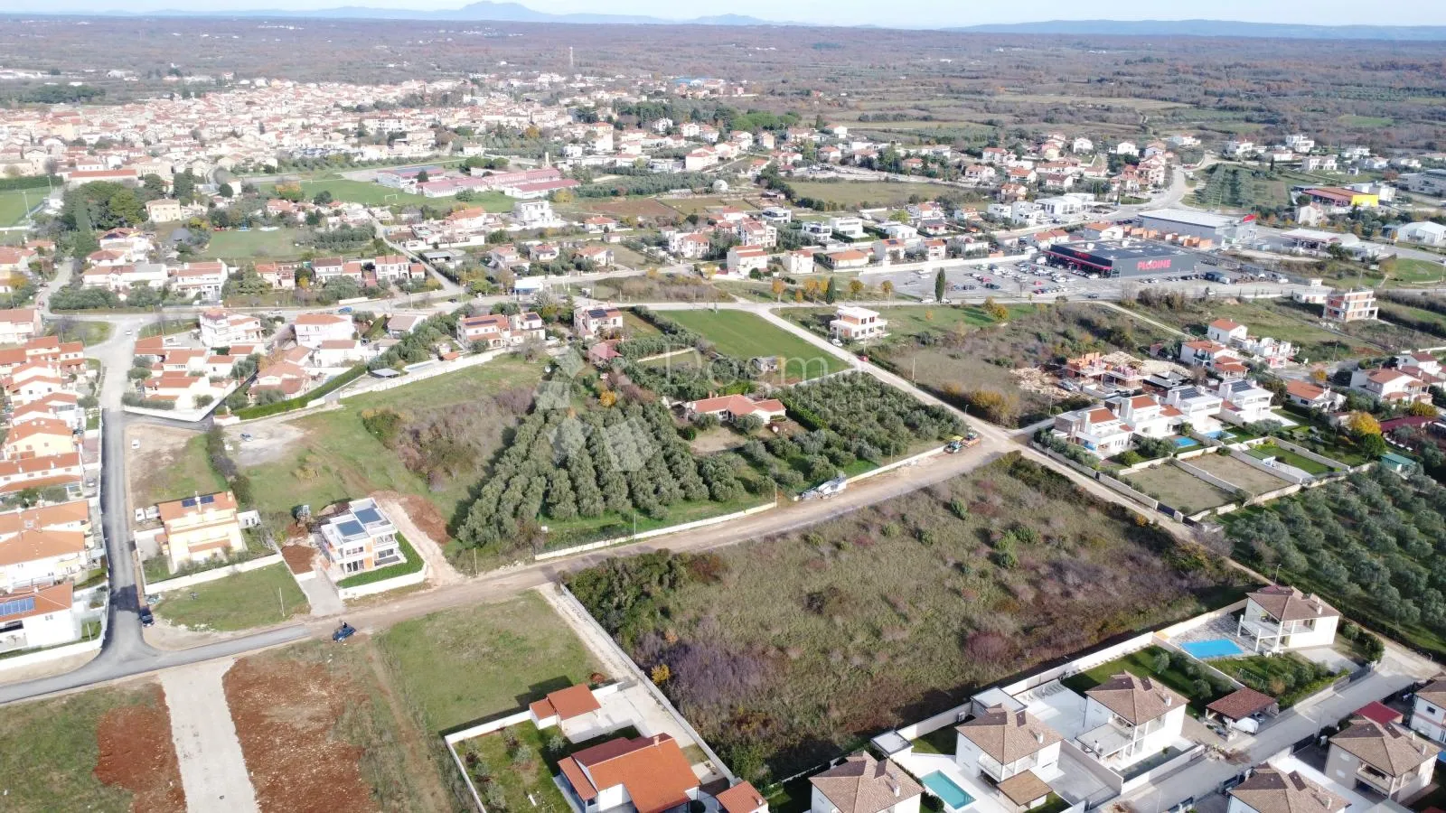rijetkost na tržištu! zemljište 8.388 m2 s komunalijama i pogledom na more-istra - slika 4