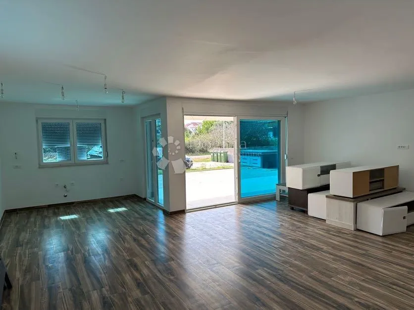 luksuzni apartman - slika 6