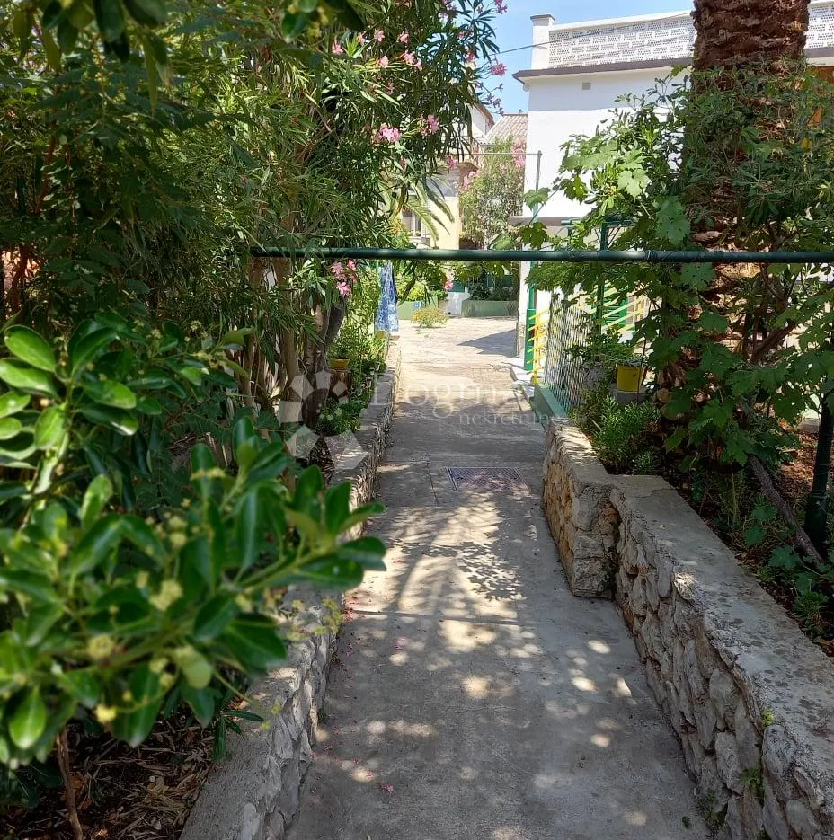 mali lošinj, vrlo tražena lokacija! - slika 6