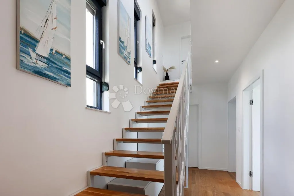 stan-ika, opatija, 108 m² - slika 10