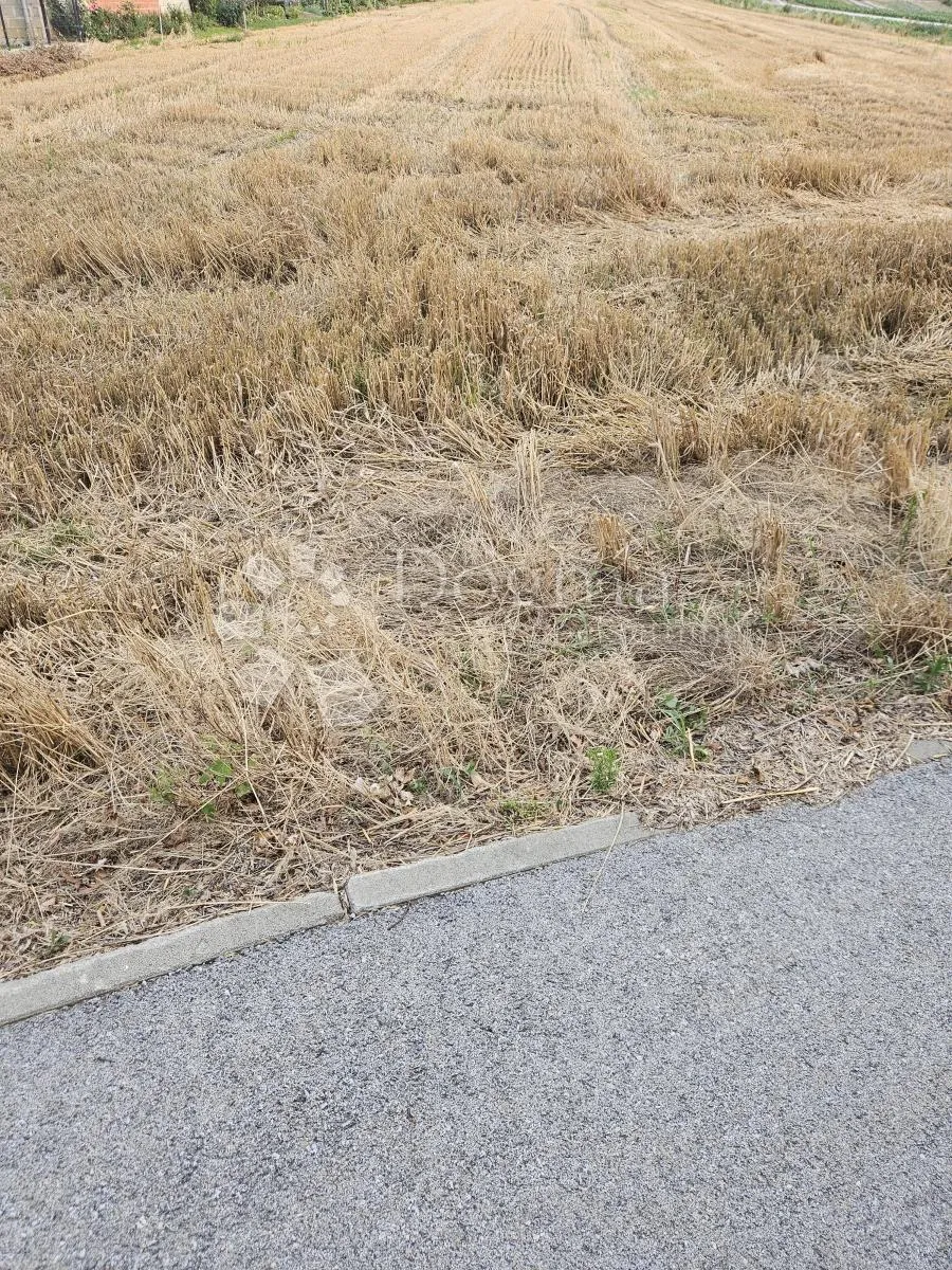 veliko građevinsko zemljiše - slika 6