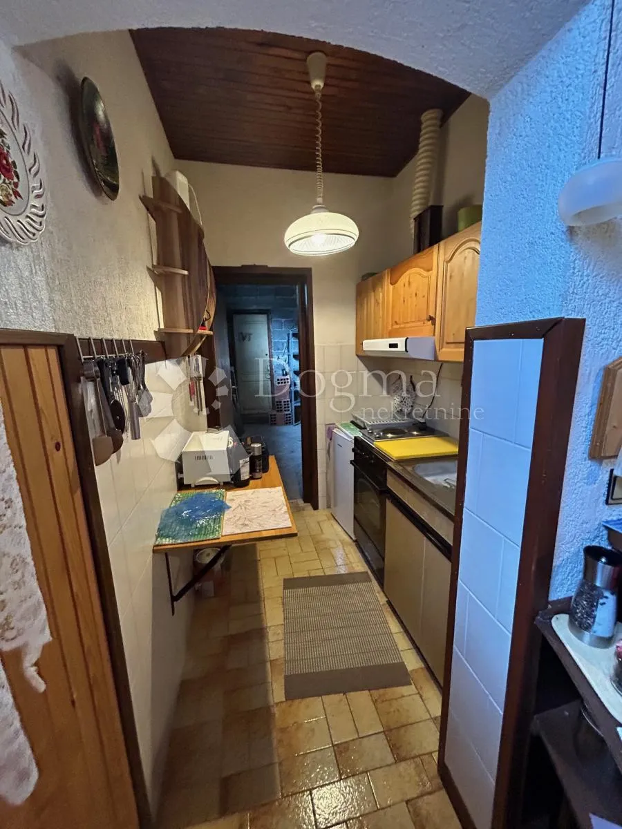 stan idealan za turistički najam - slika 8