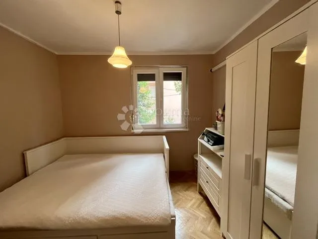 Jadranovo,apartman sa visokim potkrovljem i garažom - Jadranovo, Crikvenica