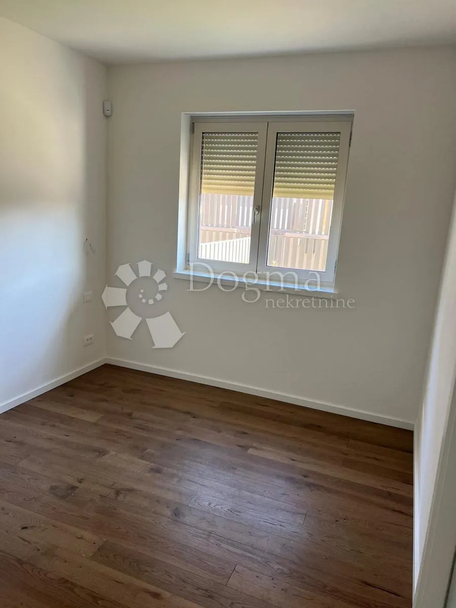 ekskluzivan penthouse u poreču - slika 3