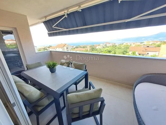 rijeka, hosti, panoramski pogled i 200 m² savršenog doma - slika 14