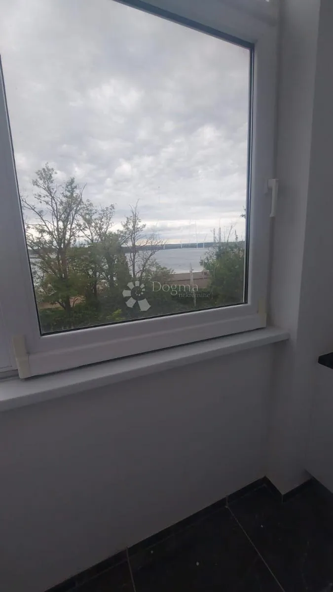 idealan stan za obiteljski život u puli - slika 23