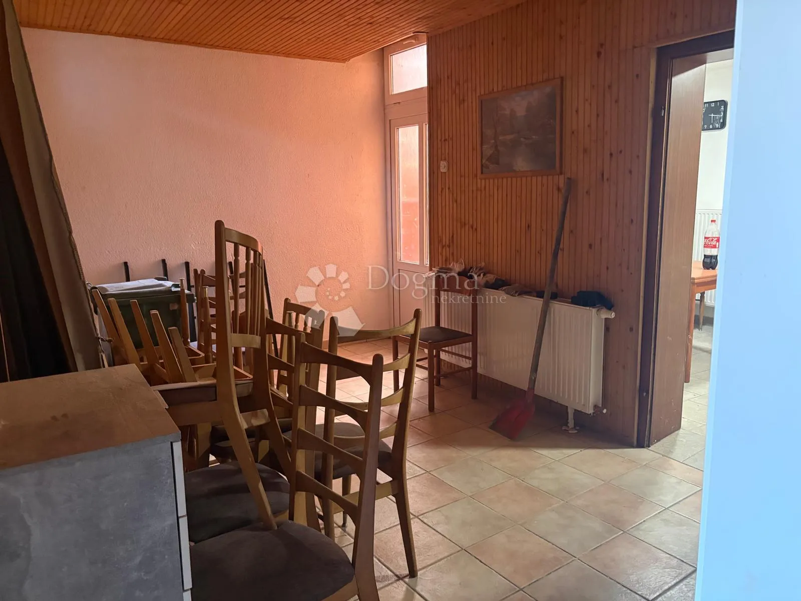 prostrana katnica u retfali – 291 m² s dvorištem - slika 16