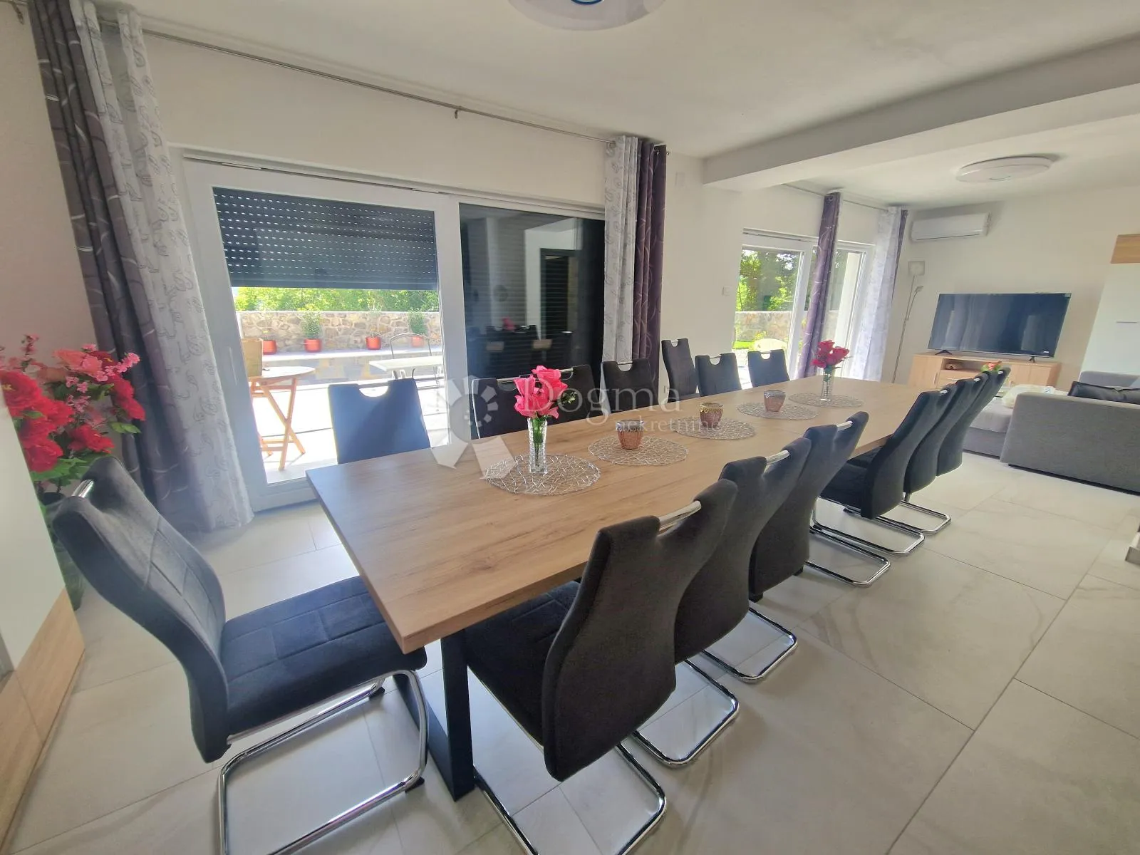 bribir - apartman 1 s bazenom - slika 5