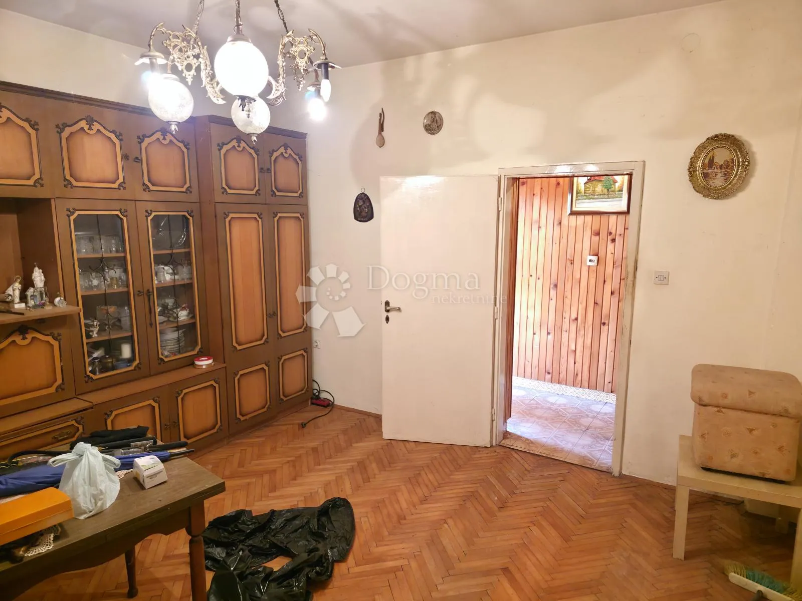 prodaja kuće, hrašče turopoljsko, 329m2 - slika 19
