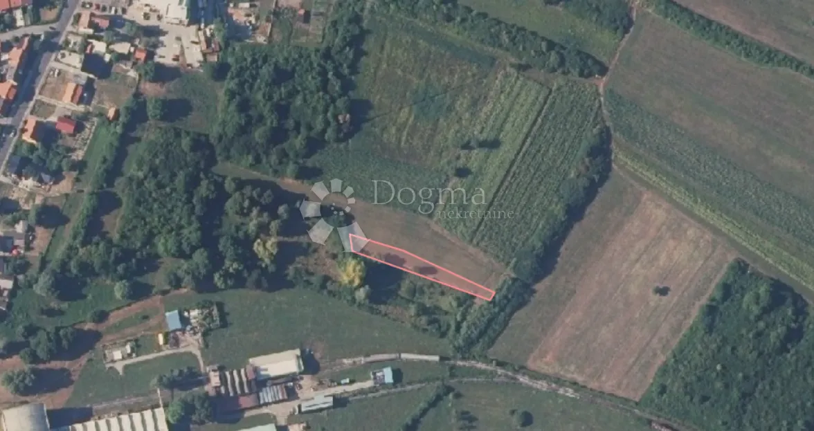 Trnava - poljoprivredno zemljište 1003m2 - Zagreb