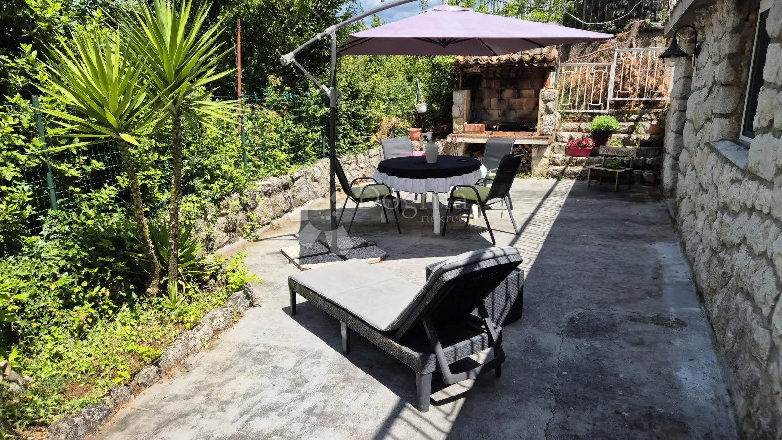 njivice - apartman samo 50 metara od plaže - slika 5