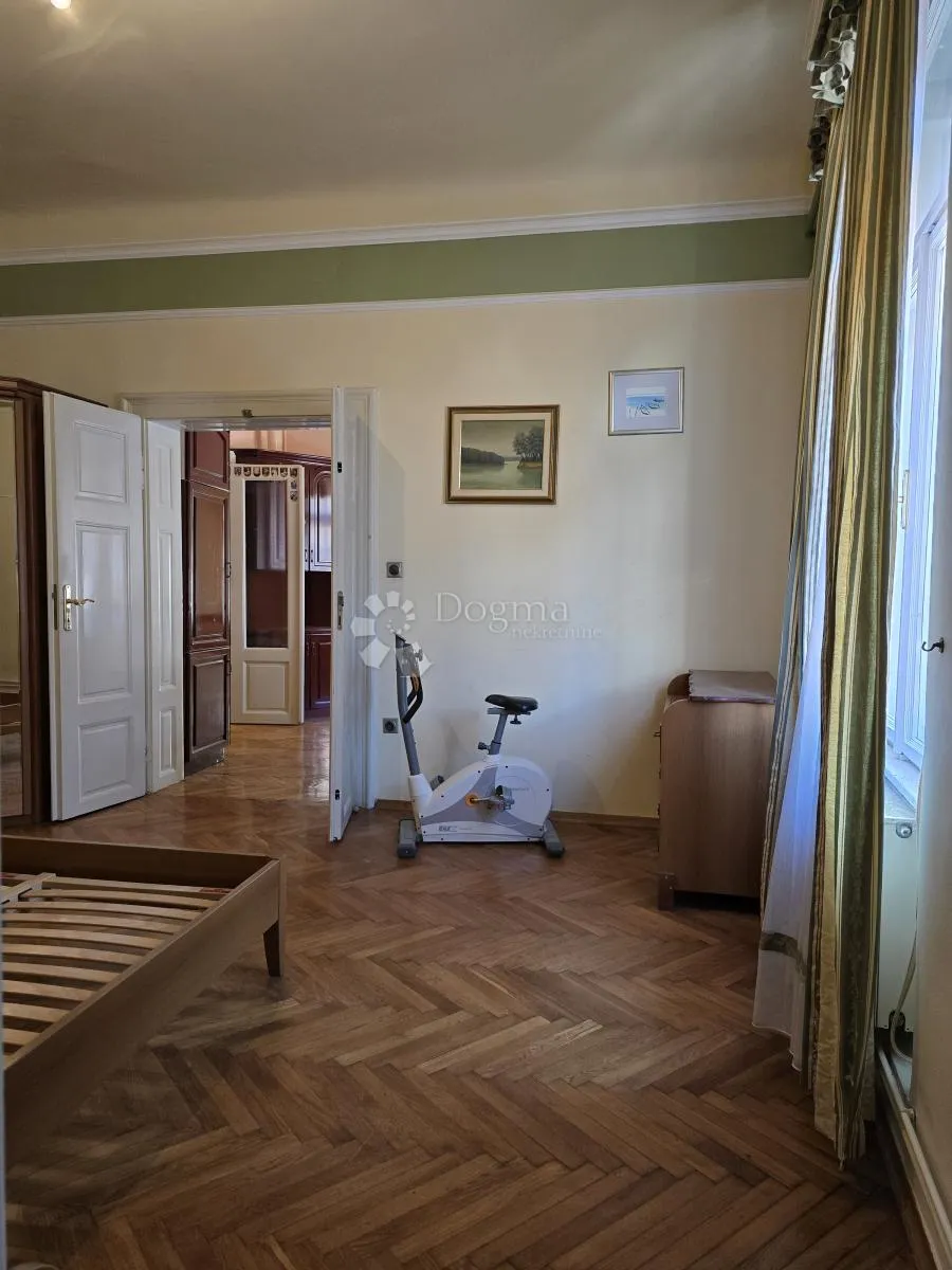 stan u baroknom stilu u centru varaždina - slika 7