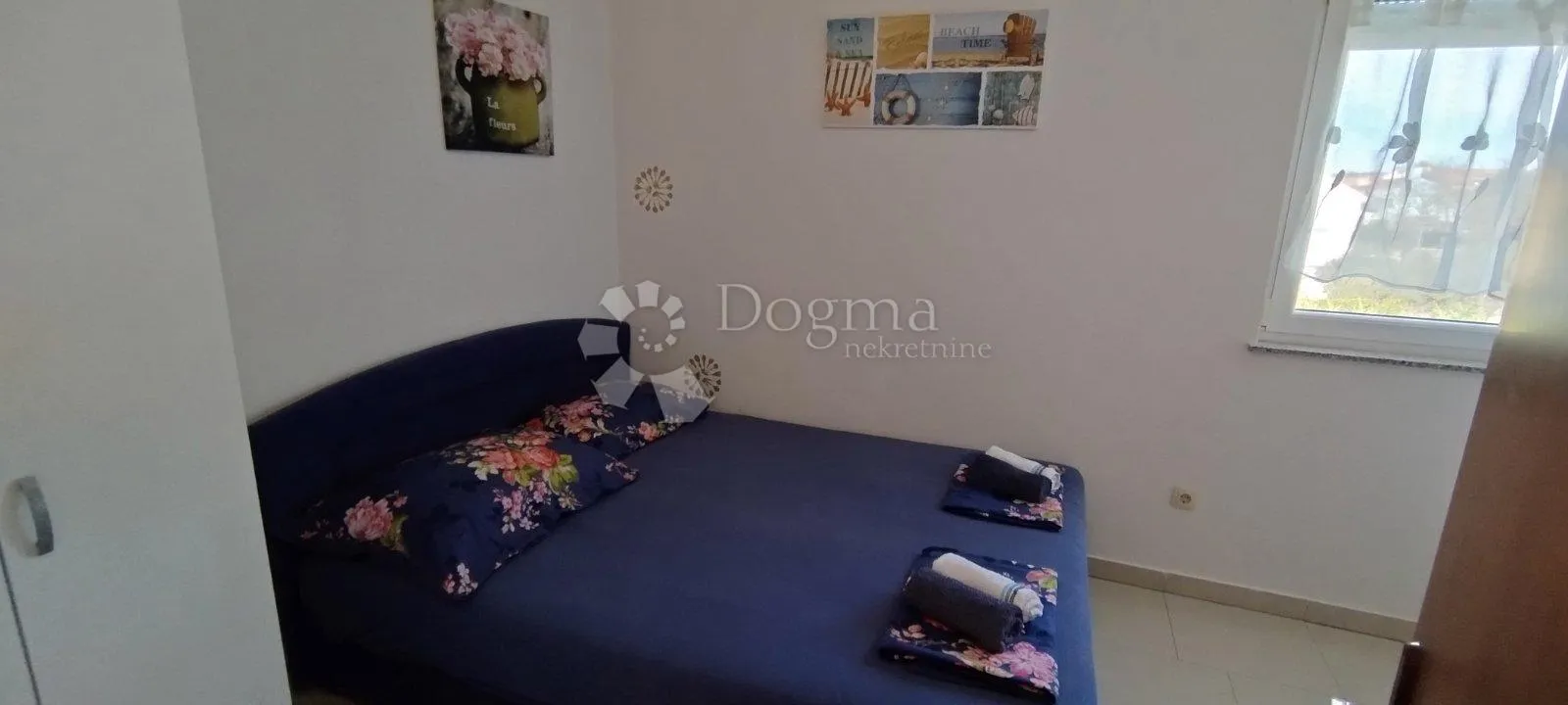 2 apartmana okolica grada krka - slika 17