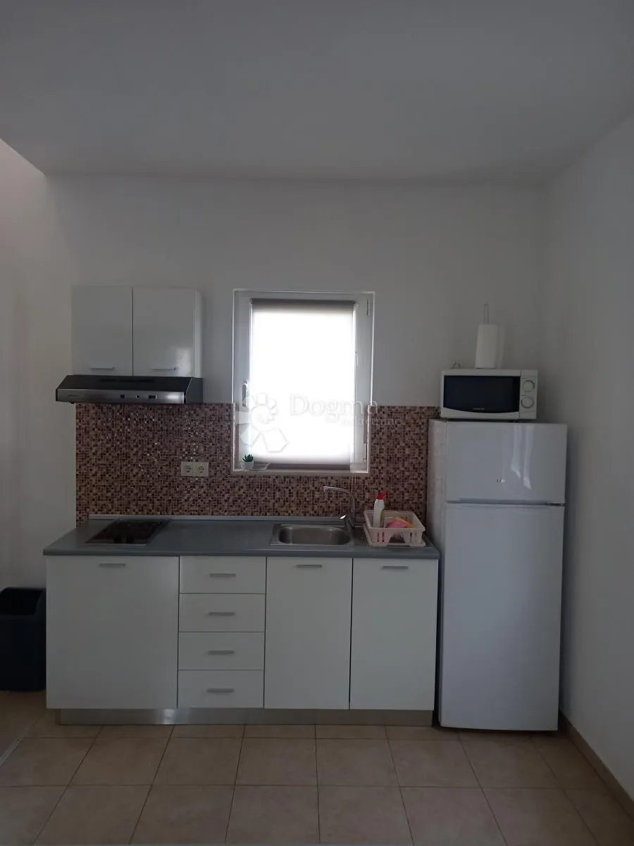 apartman nin-prvi red do mora - slika 3