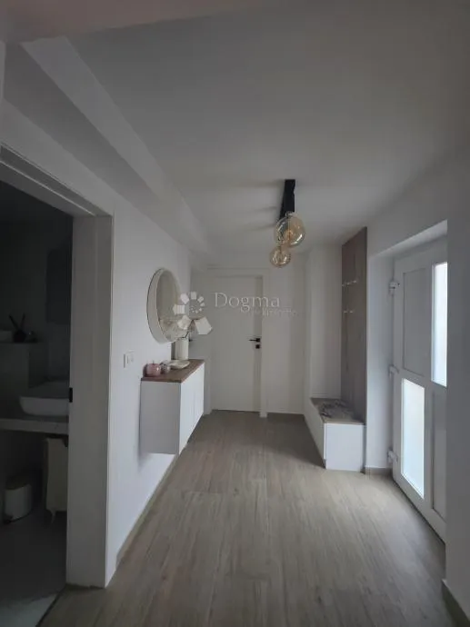 odlična investicija - prodaja kuće, zagreb, kruge, 164m2 - slika 15