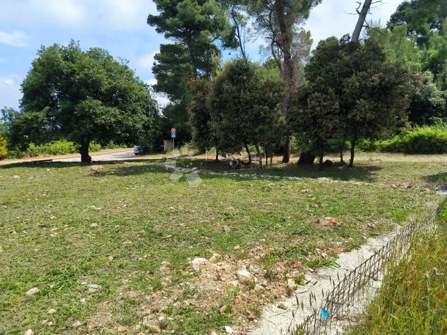 ližnjan – građevinsko zemljište s projektom vile i pogledom na more - slika 3
