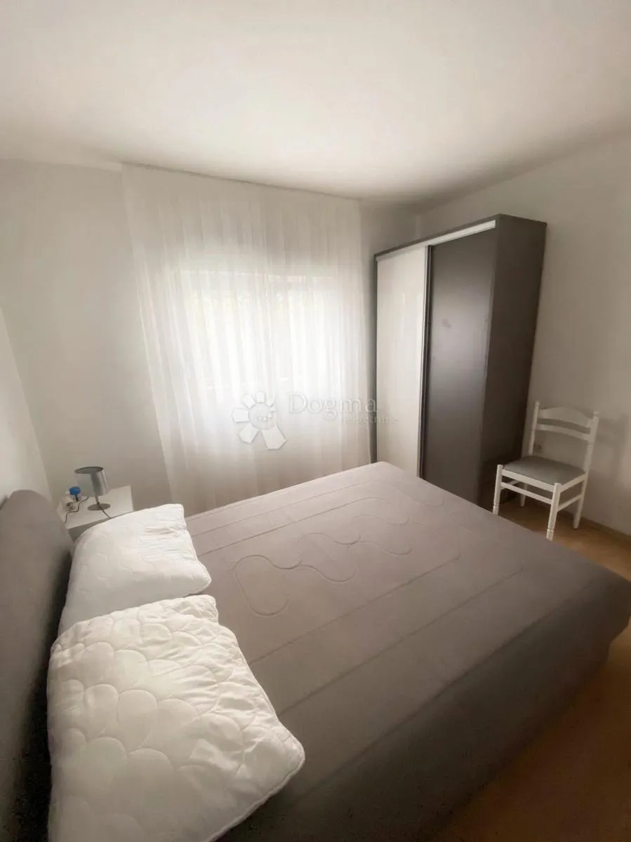 apartmanska kuća uz more slatine – top investicija - slika 3