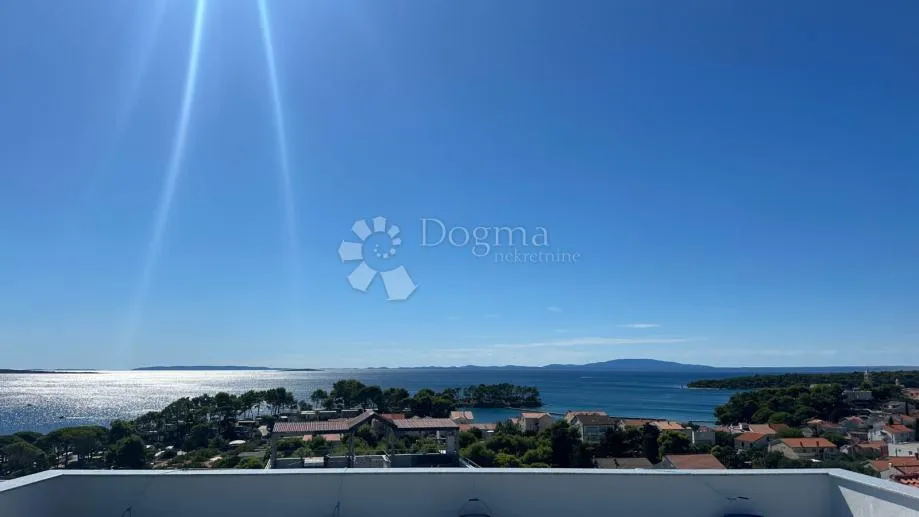 moderan penthause sa krovnom terasom i očaravajućim pogledom - slika 2