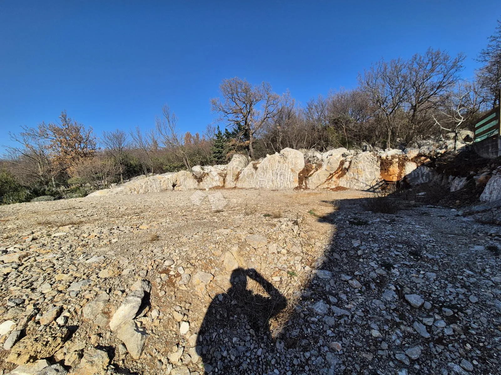 građevinski teren 741m2-donji zagon - slika 3