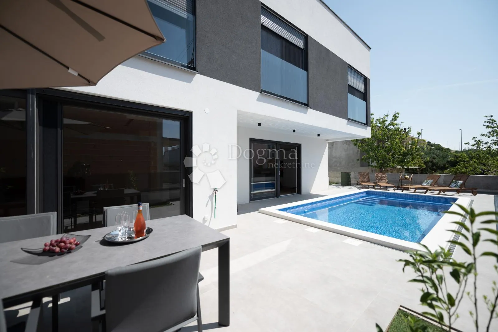 luksuzna vila sa bazenom, trogir - slika 6