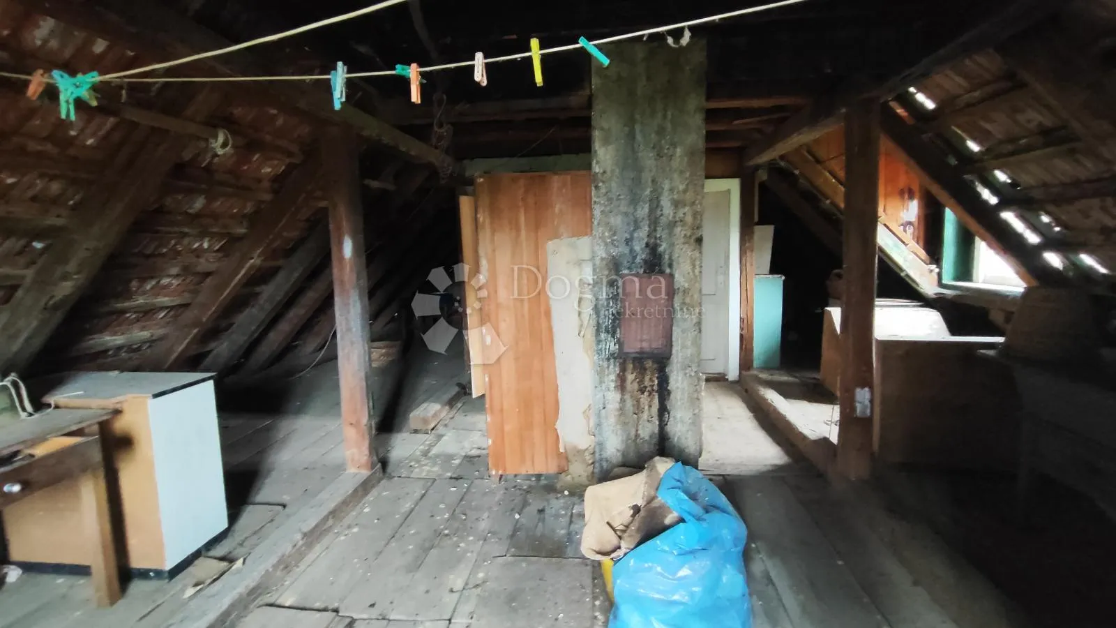 kuća u mirnom dijelu skrada - slika 15