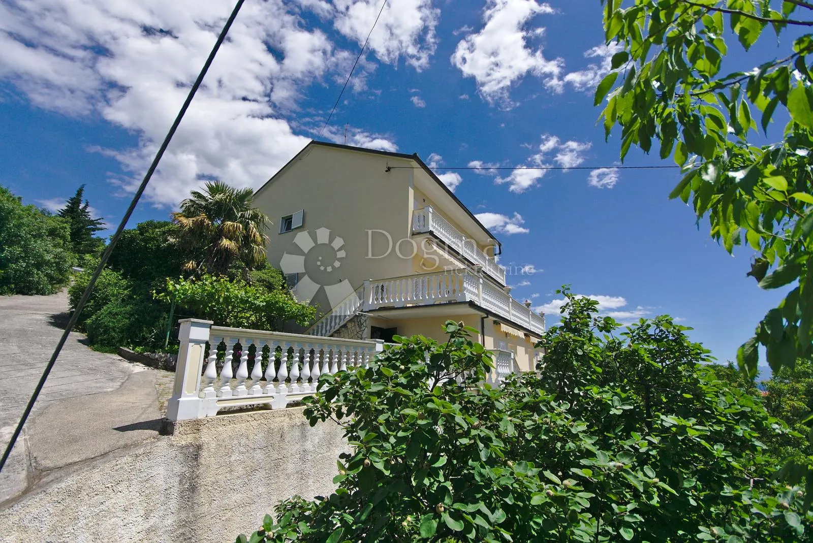 kuća sa prekrasnim pogledom - slika 4