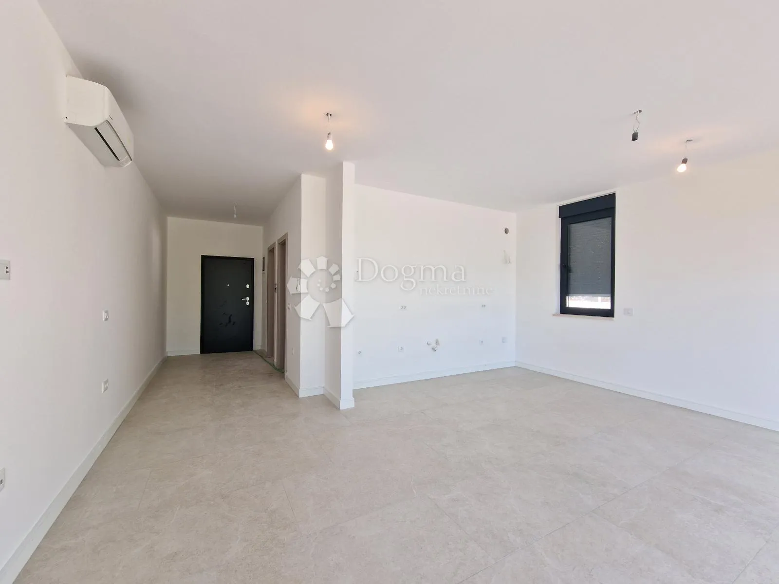 premium novogradnja, stan 58 m2 + dvorište - rovinj, okolica - slika 8