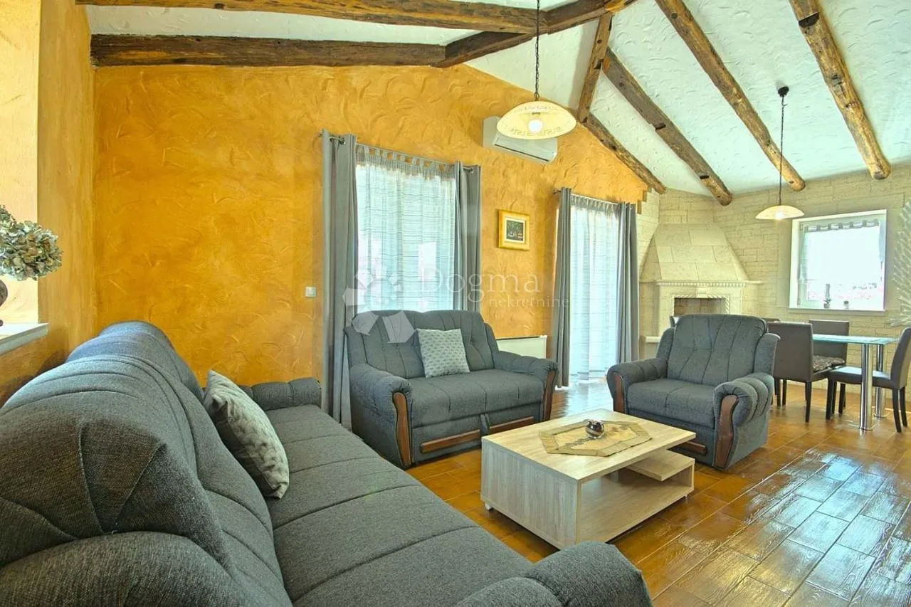 poreč, okolica, prekrasna vila sa bazenom - slika 7