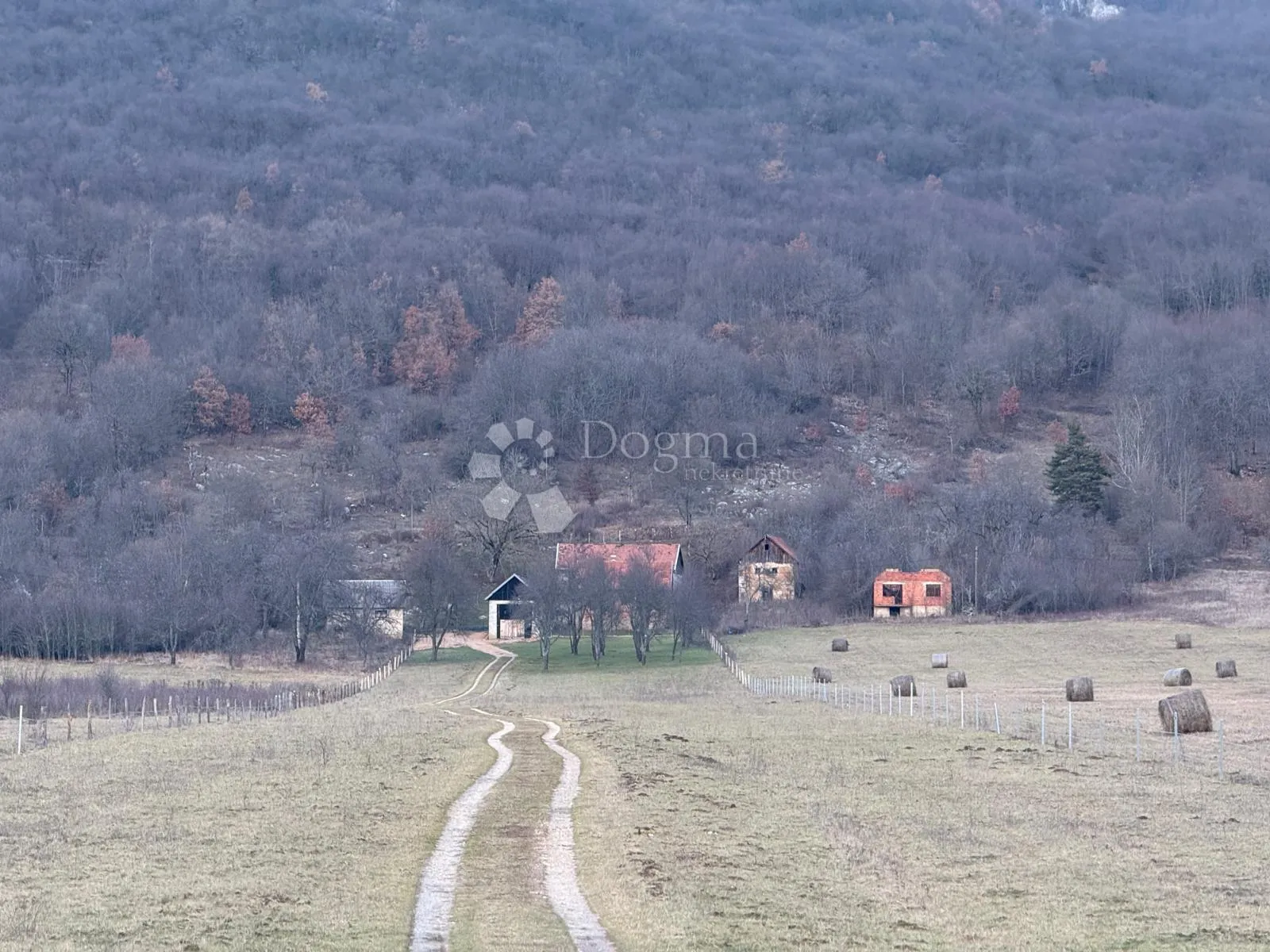 seosko imanje na osami s predivnim pogledom - slika 2