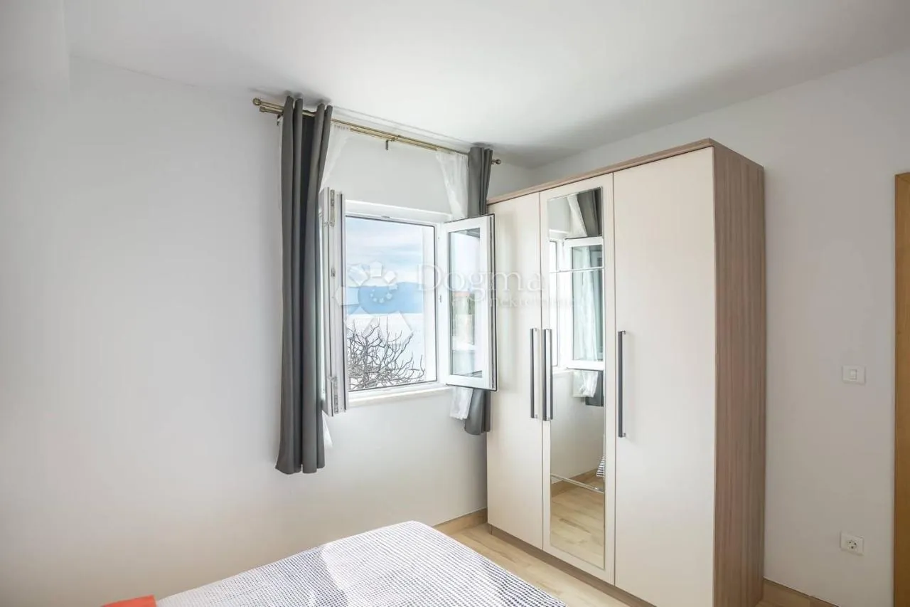 samo u dogmi! hvar, 10m od plaže, prekrasna kuća sa 4 apartmana - slika 12