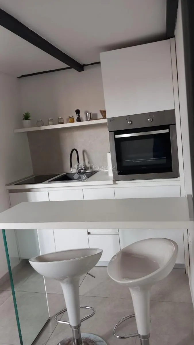 stan i apartman minutu do mora - slika 18