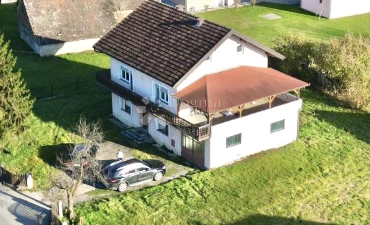 lijepa kuća s dva stana i s prostranom okućnicom - slika 3