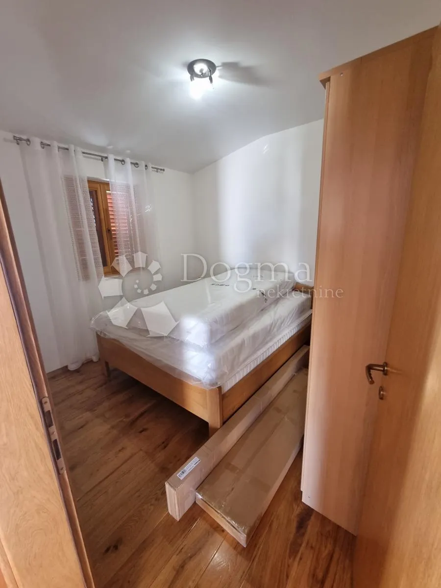 kamena villa na osami sa božanstvenim pogledom!!! - slika 21