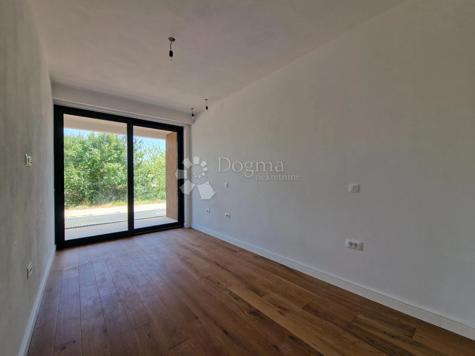 premium novogradnja, stan 66 m2 + dvorište - rovinj, okolica - slika 6