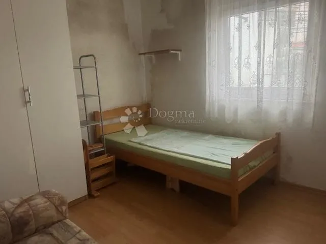 trsat kuća prizemnica - slika 5