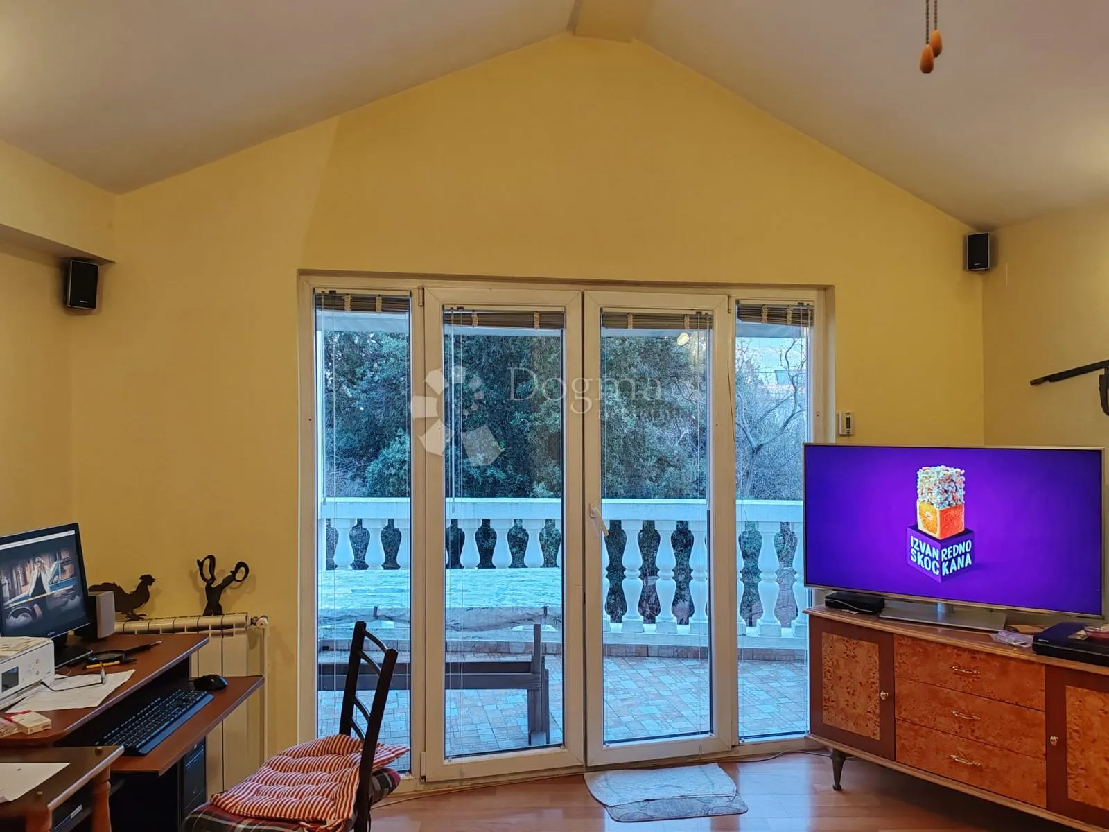 vodice - atraktivan stan u centru blizu mora - slika 5