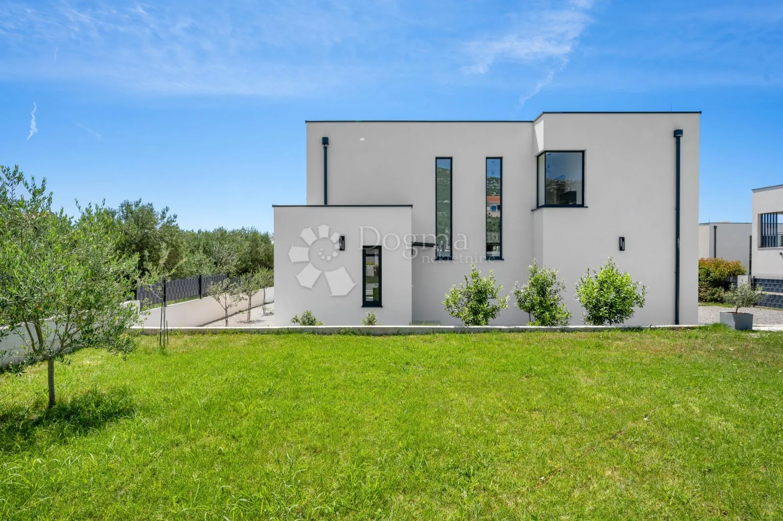 dizajnerska vila kaštela - slika 12